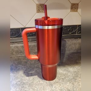 Stanley + Starbucks 2023 Holiday Cup Red